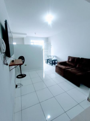 Apartamento Mobiliado no Centro Comercial